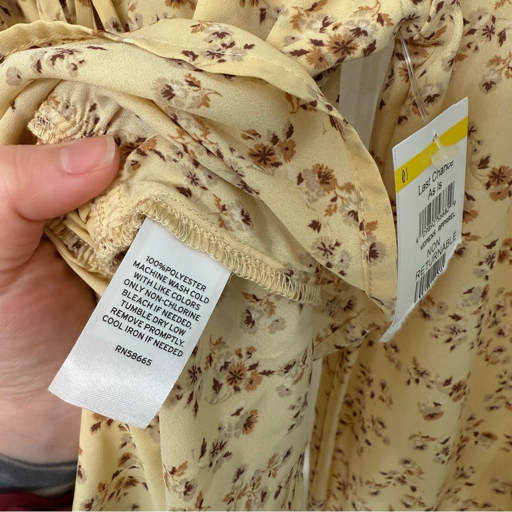 NWT☀️Melrose & Market Woven Peplum Button Up & Tie Front Top Yellow Ditsy Floral - Picture 6 of 6